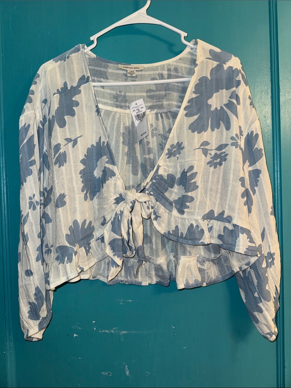 American Eagle Outfitters Blue Floral Tie-Front Blouse